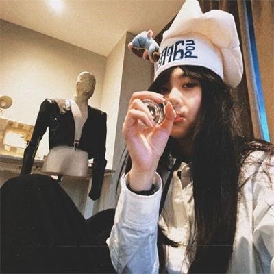 罗特岛的妇女
